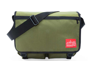 Large Europa Deluxe W/Back Zipper Olive