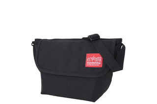 Nylon Messenger Bag Black