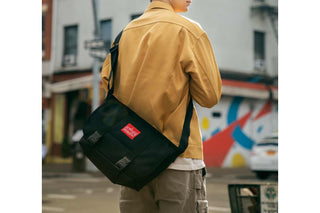 Medium NY Messenger Bag Jr Black